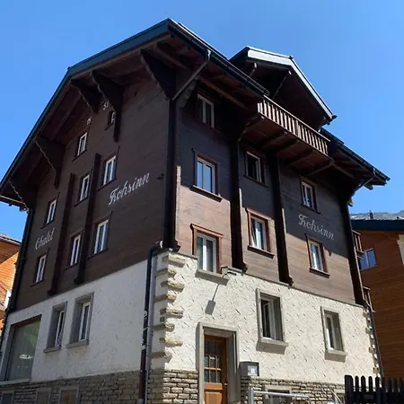 In Chalet Frohsinn, Central Saasfee Saas Fee